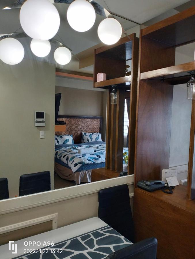 Pasay Condotel Near Resorts World & Airport Екстер'єр фото